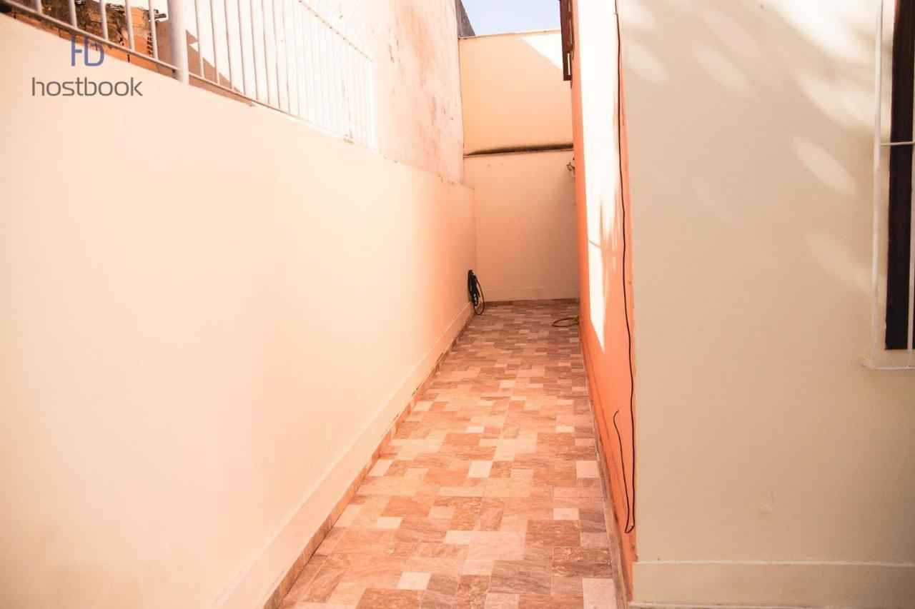 Casa A 400 M Da Praia Do Centro - Wifi 200Mb - Garagem - Tv 500 Canais - 2 Quartos - Cozinha Equipada - Churrasqueira Villa Rio das Ostras Eksteriør bilde